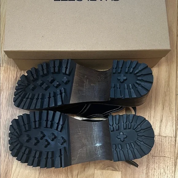 Charlotte Stone Loni Clogs in Black - Picture 5 of 8